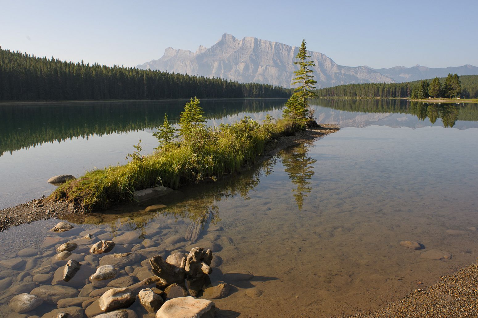 Two Jack Lake, Banff NP, Alberta, Canada