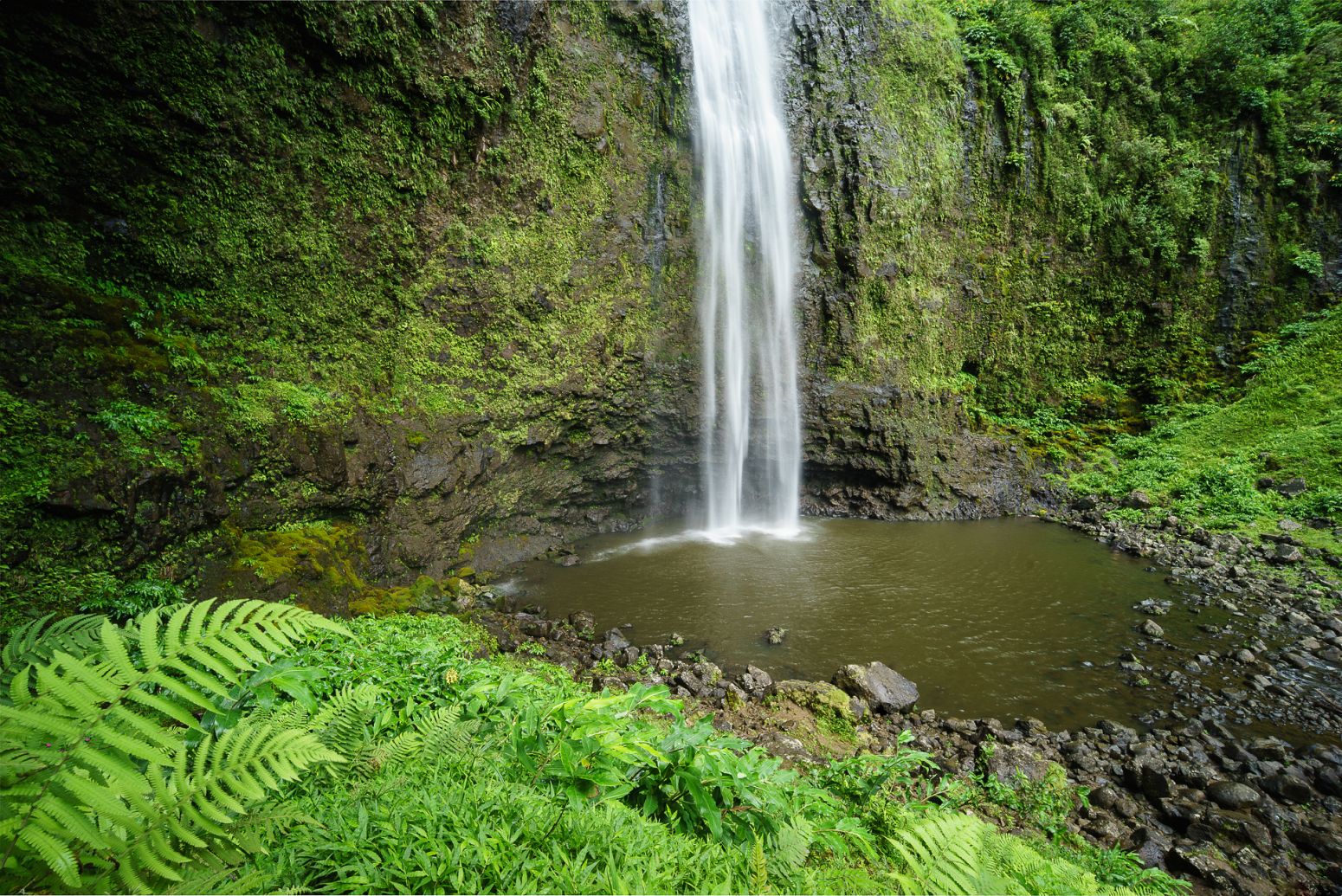 Hanakapiai Falls, Hawaii, USA