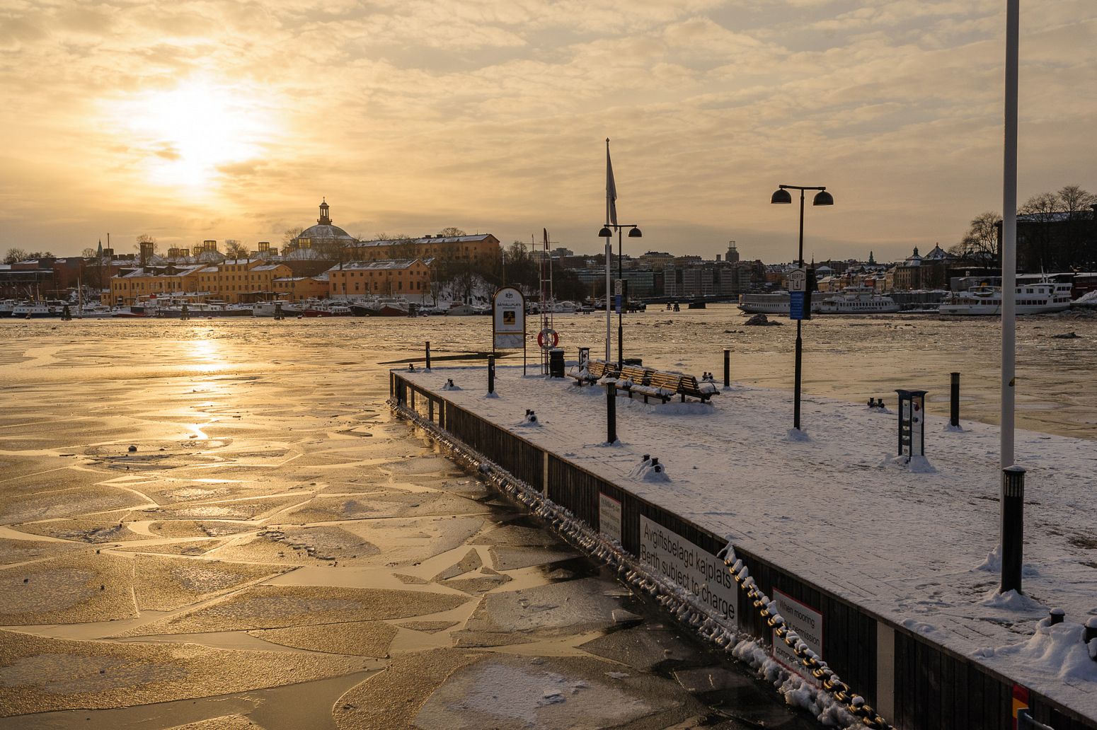 Ladugardslandsviken canal, Stockholm, Sweden