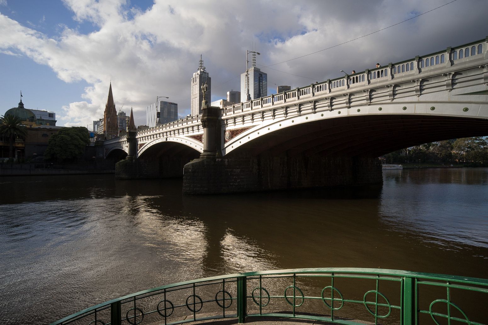 Princes Bridge from the Southbank Prromenade, Melbourne, Victoria, Australia